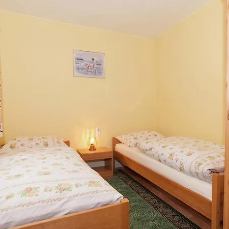Ferienhaus Holiday Am Wald 2